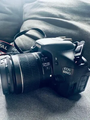 Canon EOS 600D DSLR Camera with 18-55mm & 50mm Lens for Hire
